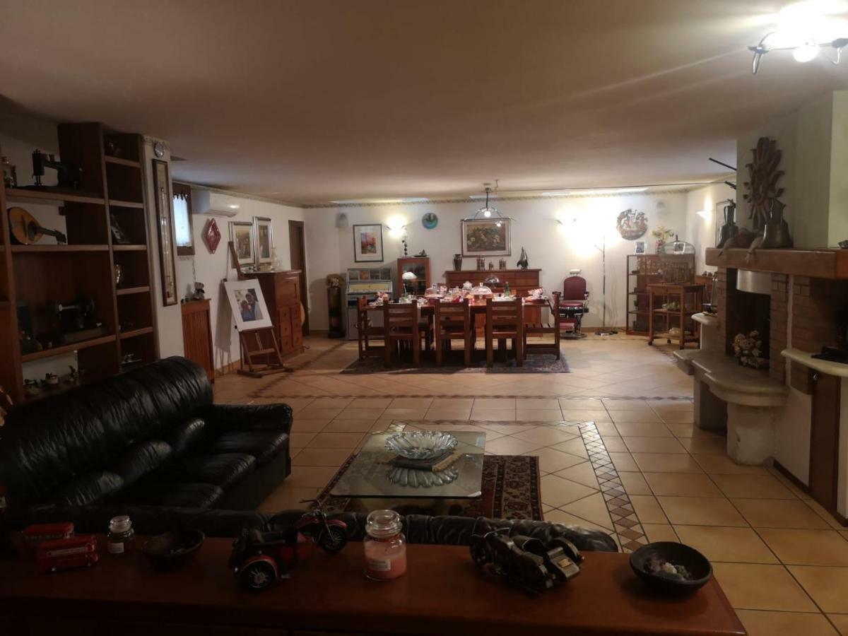 Bed and Breakfast La Casa Sull'Albero Местре Екстер'єр фото